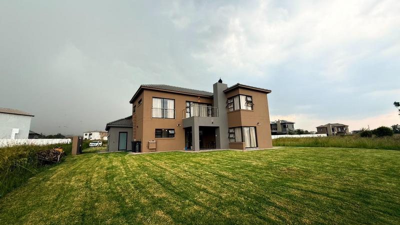 4 Bedroom Property for Sale in Everglades Estate North West